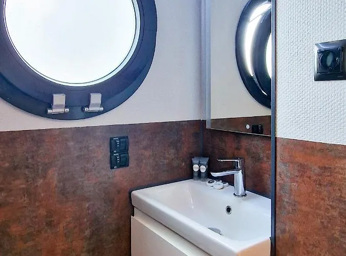 公寓 Dom Na Wodzie Lamare Xs 1 *